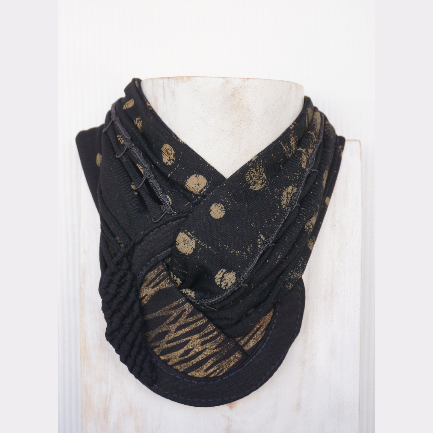 "Nocturne Halo" - Textile Scarf