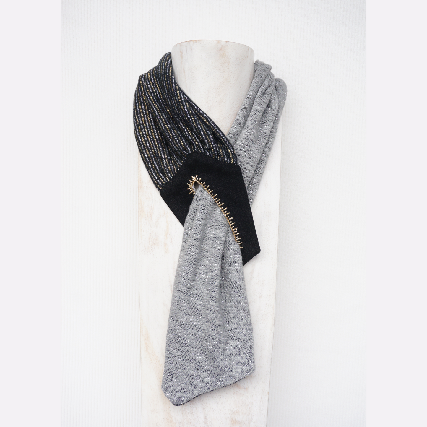 Flip Tone Scarf - Textile Scarf