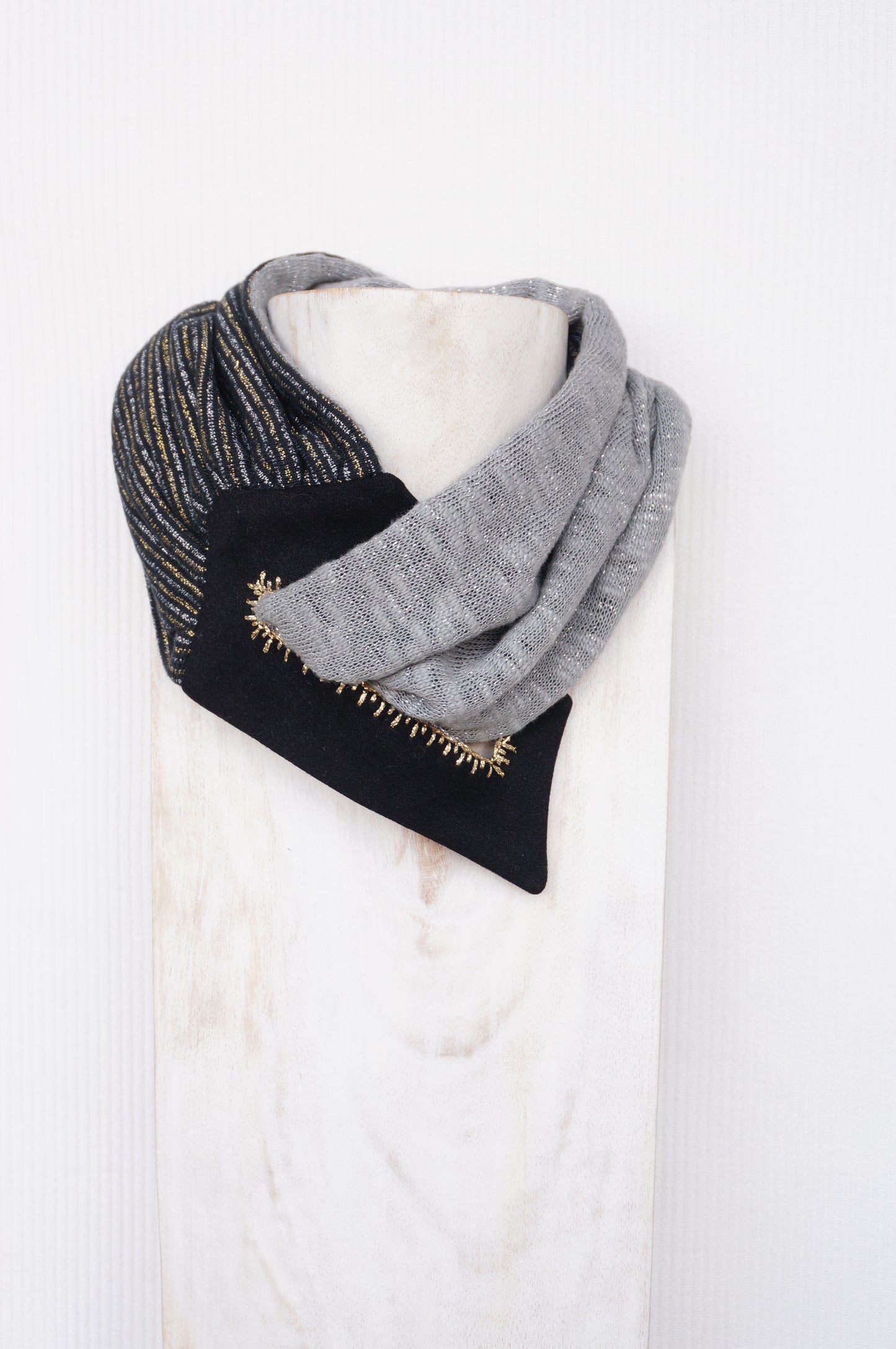 Flip Tone Scarf - Textile Scarf