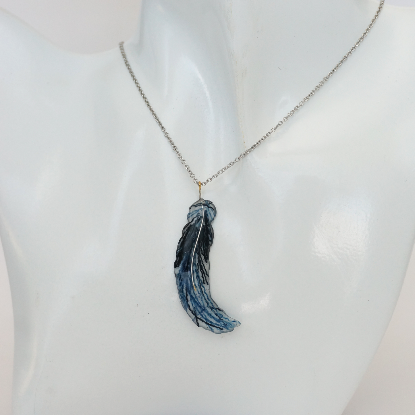 Feather - necklace