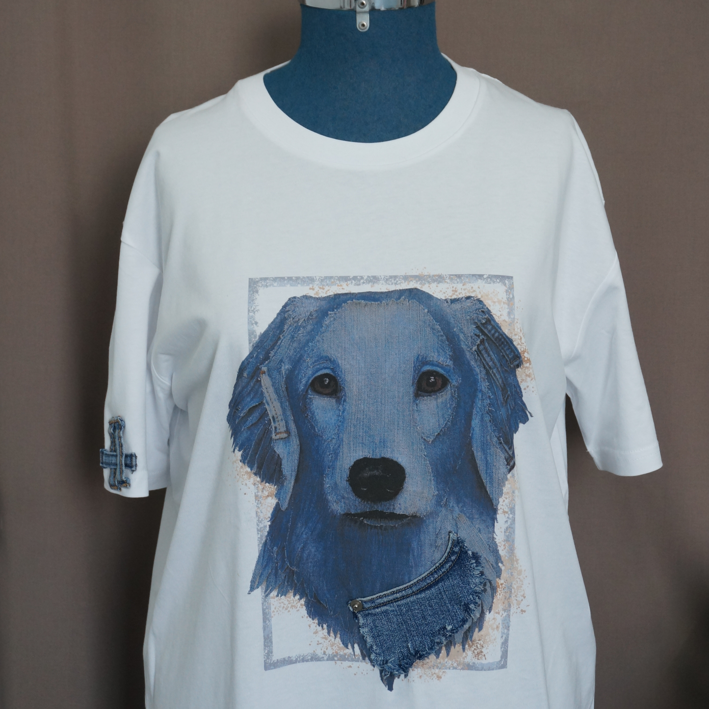 "Labrador" -  Art T-Shirt with Denim Accents