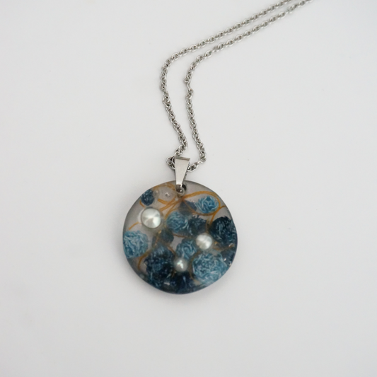 Denim with pearls - Necklace